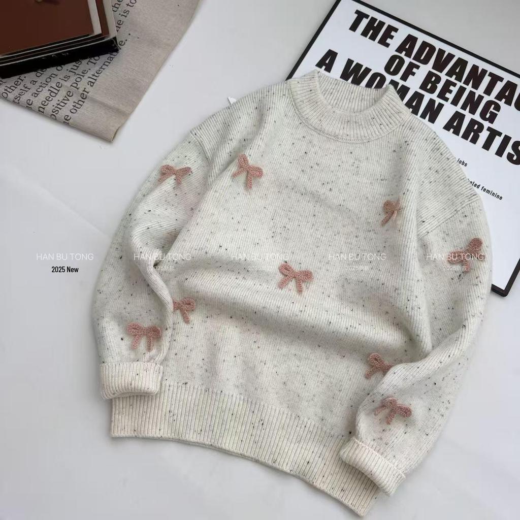 Girls' 2025 Sweater and Jeans Set: Warm Autumn/Winter Knit Pullover with Bow.