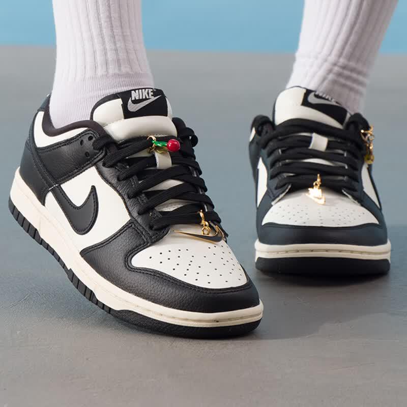 Nike Women s Dunk Low-Top Sneakers HQ7487-100 W 37.5