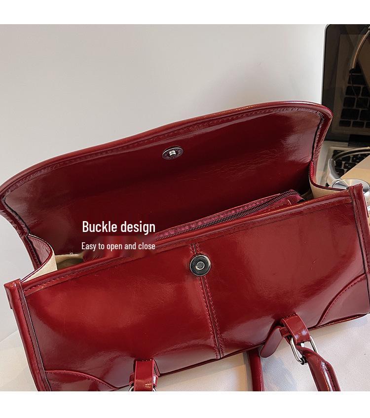 2025 Autumn French Retro Baguette Bag - High-End Women's Luxury Shoulder Bag