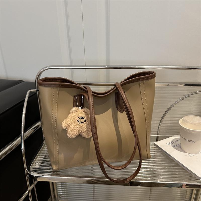 Atmospheric commuter texture handbag autumn and winter new versatile shoulder underarm bag temperament tote bag