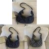Style Retro Checkered Tote Bag With Lightweight Fabric For Daily Use