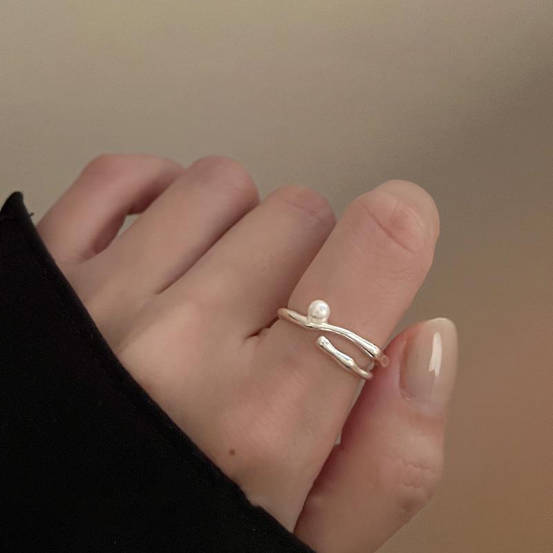 Korean version of simple pearl pleated open ring ins niche design bracelet commuting versatile personality jewelry women