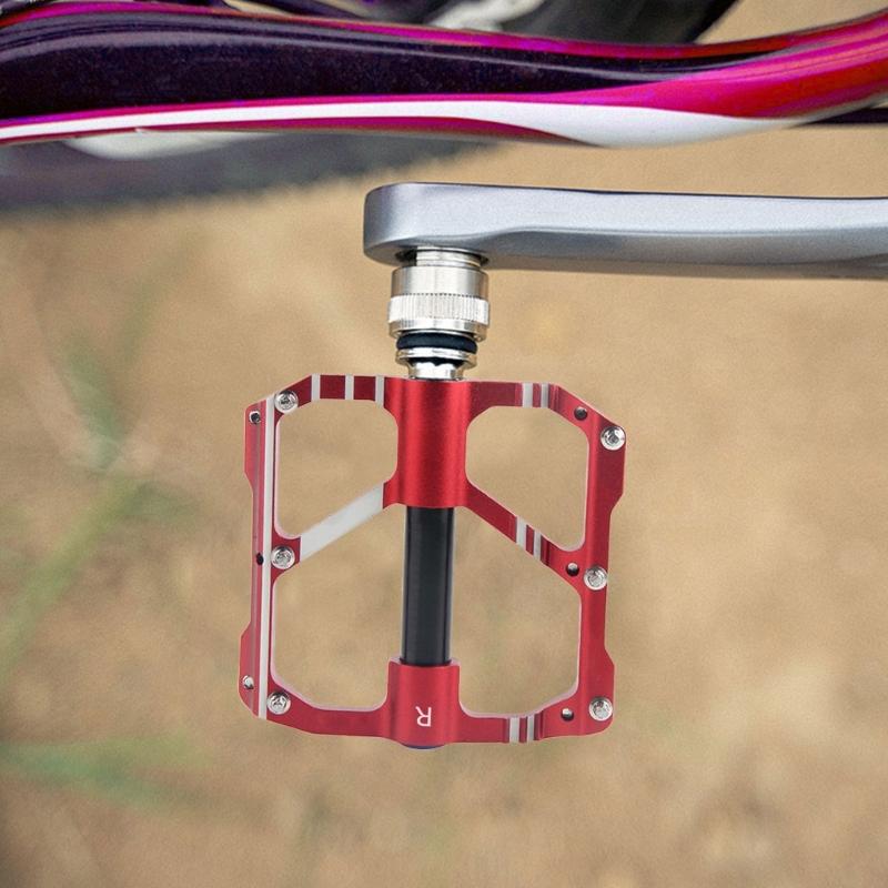 Aluminum Alloys Mountain Bicycles Pedal Light Weight Antiskid Bicycles Pedal Wide Flat Cycling Pedal Easily To Install