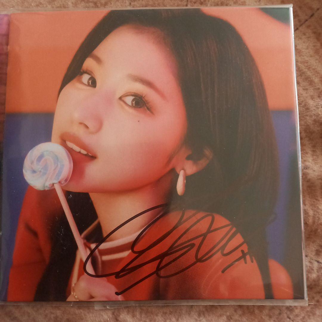 

[USED] TWICE signature Sana