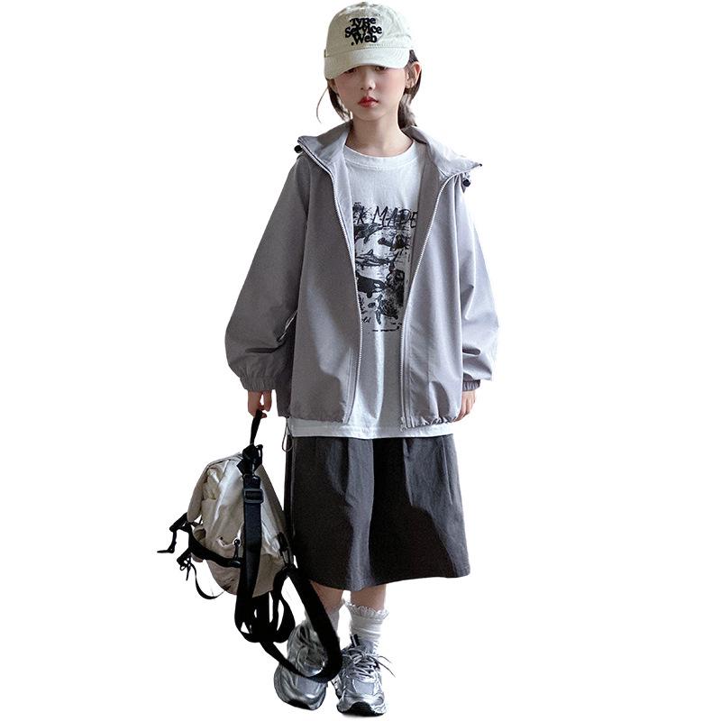 Girls' Sporty Hooded Windbreaker - Embroidered, Big Kids' Jacket for Autumn & Spring