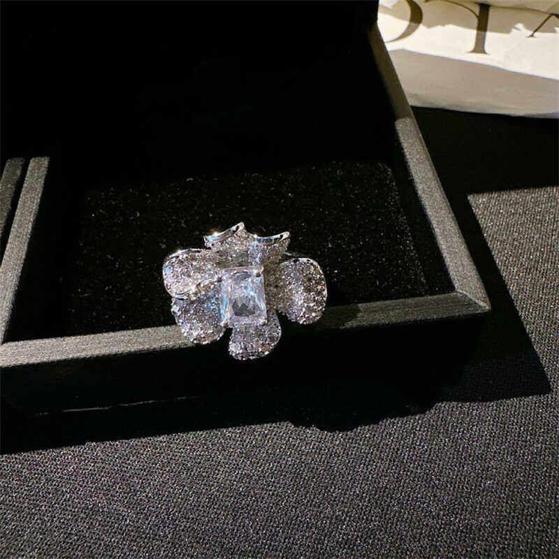 Fashion Retro Super Flash Zircon Micro-Inlaid Cut Out Stylish Large Pearl Grace Versatile Opening Fancy Ring