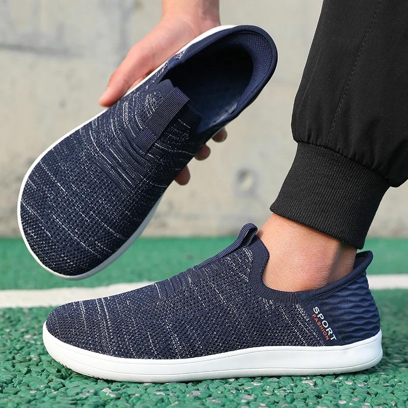 Lightweight Men Casual Shoes Classic Breathable Slip On Male Durable Sneakers Anti-Slip Men'S Flats Outdoor Walking Shoes