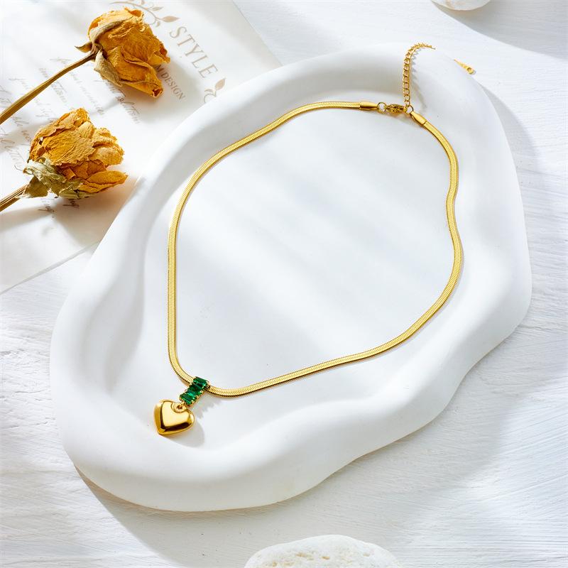 Gold Plated Herringbone Chain Green CZ Heart Pendant Necklace, Stainless Steel Emerald Choker, Waterproof Elegant Jewelry for Women Women Gift золотой