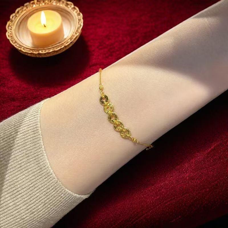 Gold-Plated Crushed Ice Five Emperor Coins Bracelet: Women's Light Luxury, Niche High-End Style for Wealth and Good Fortune.