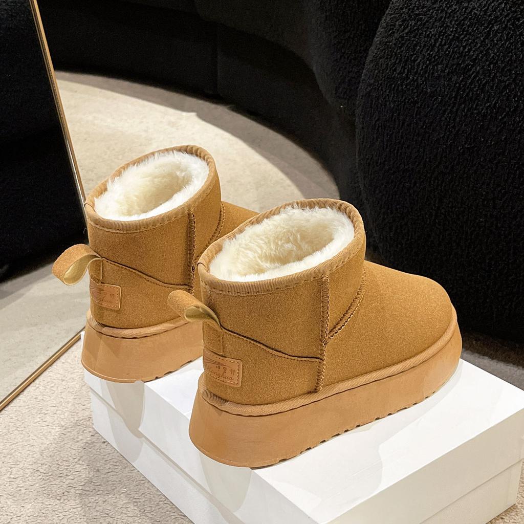 Snow Boots Women's Thick-soled Outer Wear 2025 Winter New Fur Integrated Short Boots Thickened Warm Northeast Cotton Shoes