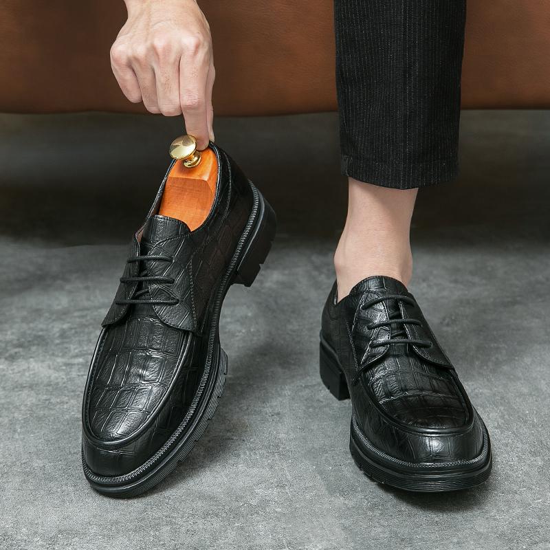 Fashion Leather Shoes Casual Business Shoes for Men Dress Tenis De Hombre Moccasins Mokasin Tenis Caballero Designer