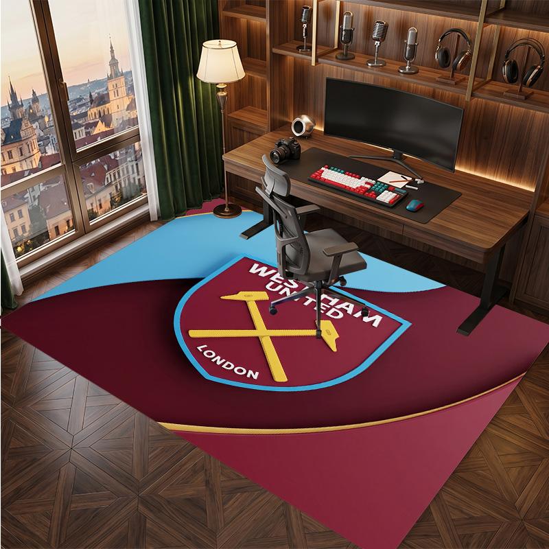 West Ham United Football Print Crystal Velvet Rug, Comfortable Water Absorbent Non Slip Indoor Floor Carpet