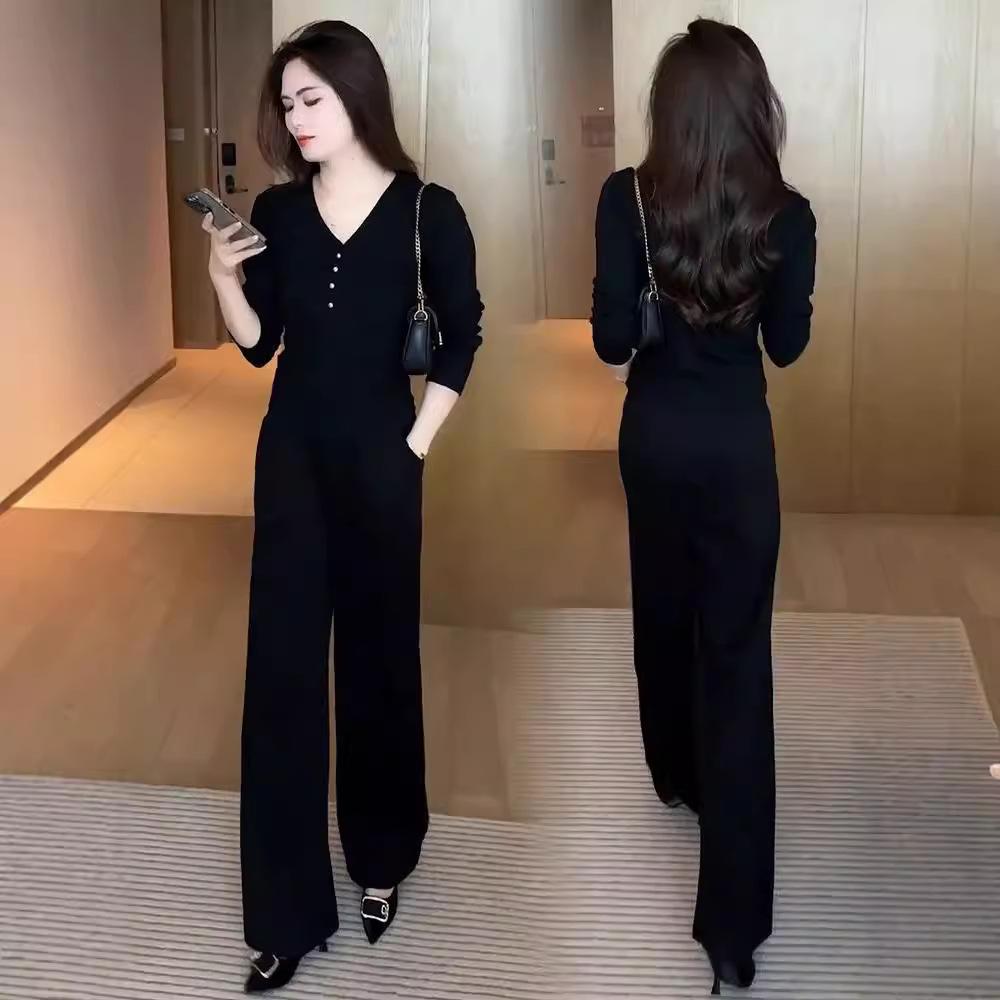 Autumn 2025 Women's Trendy Slimming V-Neck Top & Wide-Leg Pants Set