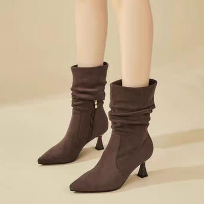 Botas Stiletto de Moda de Cano Médio Outono Novas Bico Fino Camurça Zíper Lateral Antiderrapante Resistente ao Desgaste Salto Botas Simples