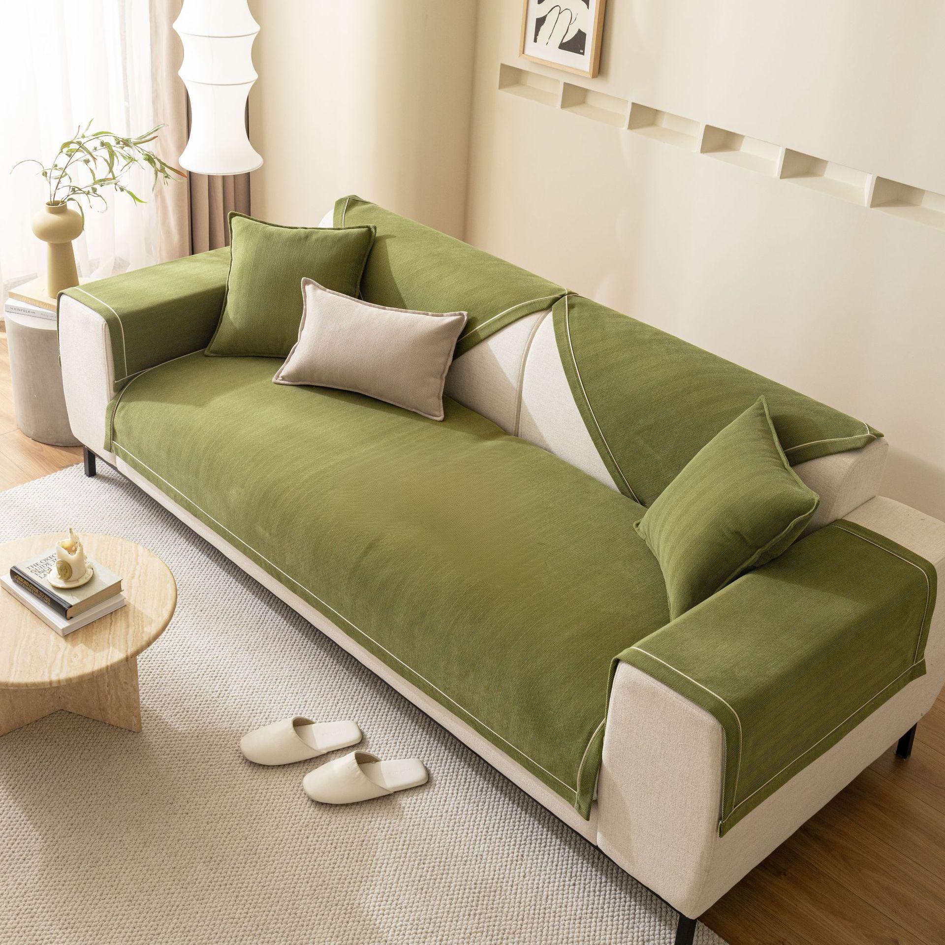 Four Seasons Universal Chenille Fabric Herringbone Striped Sofa Cushion Non-Slip Modern Simple Design Soft Towel Cover 70*70cm