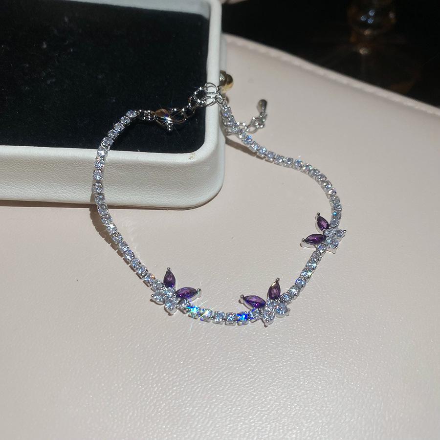 Elegant French Minimalist Zircon Butterfly Bracelet - Luxury Fashion Jewelry with Exquisite Design