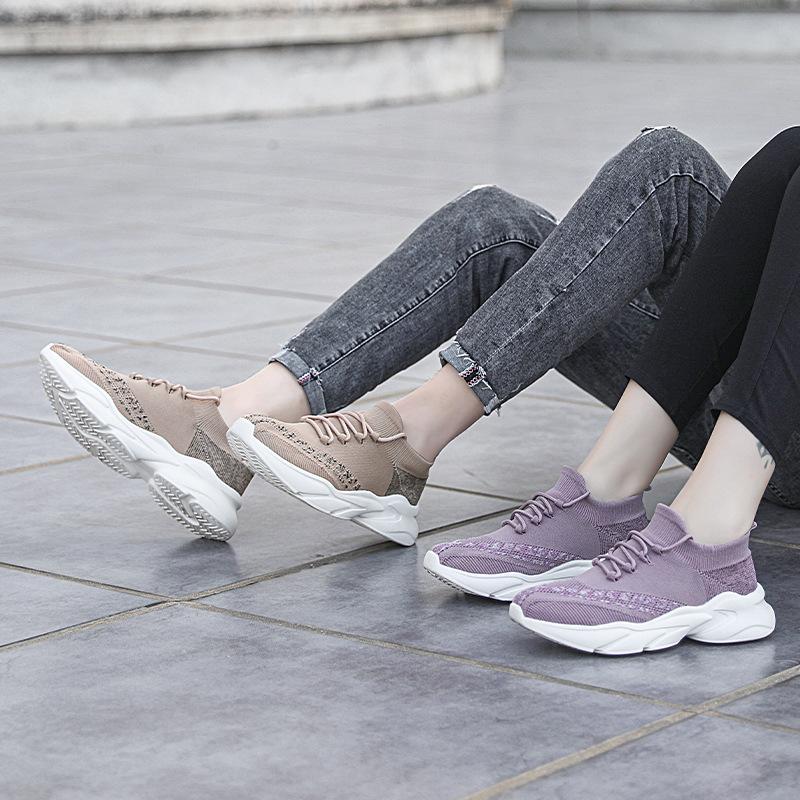 Spring Breathable and Lightweight Casual Sports Socks Shoes Couple Fly-woven Running Shoes Large Size