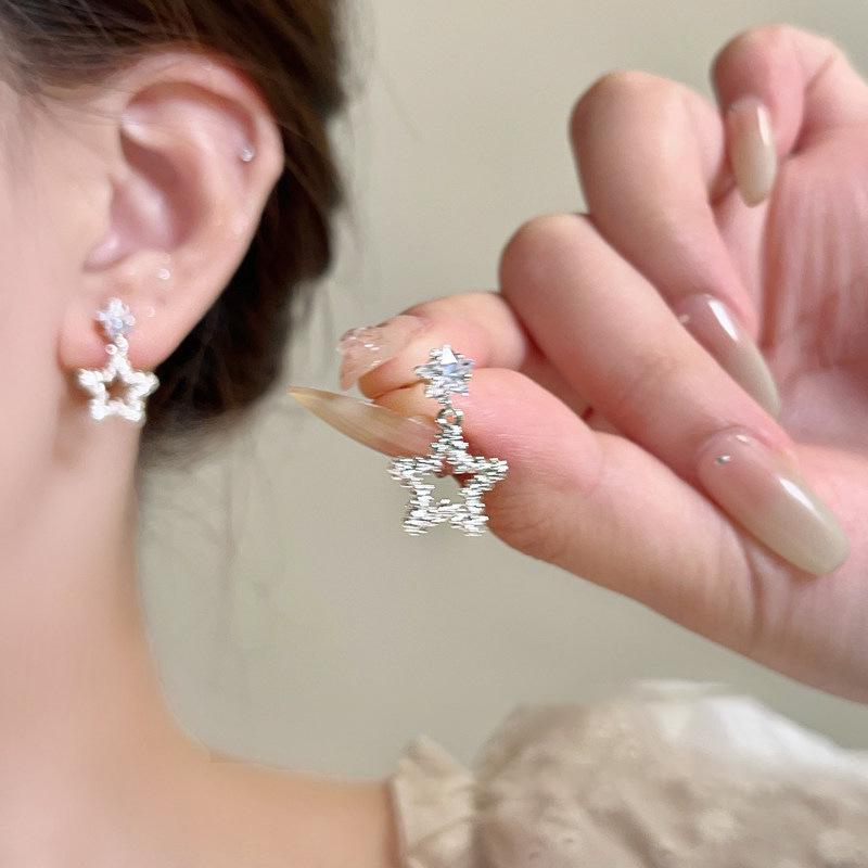 Luxury Zirconia Star Dangle Earrings: Lightweight, Exquisite & Unique for Women in 2026