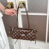 Glänzende PU-Schultertasche mit Schleife Elegante Schlanke Rechteckige Handtasche Gepunktete Unterarmtasche Reise