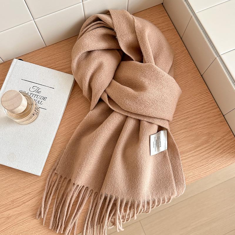 Luxurious Women's Winter Wool Scarf, Solid Color & Thickened for Warmth - Perfect Gift