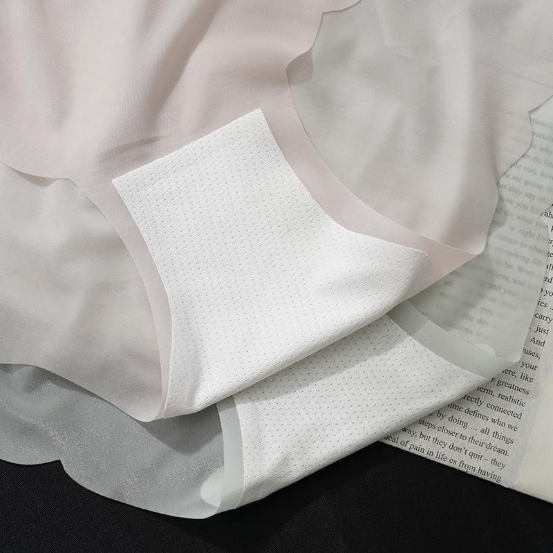 Women's Panties Summer Ice Silk Seamless Lingerie Ladies Underwear Sexy Ultra-thin Sense Quick-drying Briefs