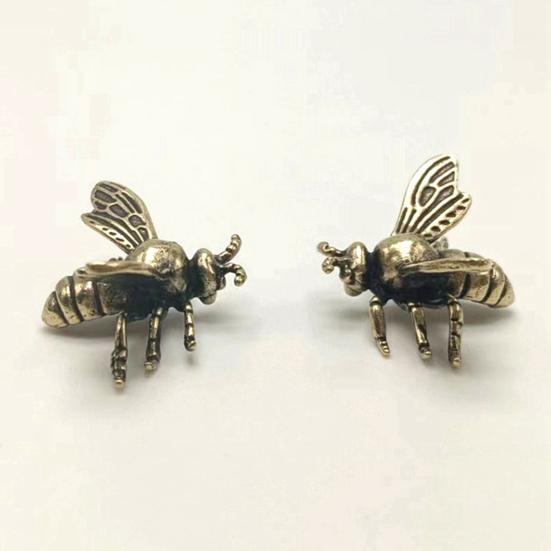 Brass Bee Figurine Tea Pet Solid Metal Bee Figure Model Statue Sculpture Toy Desktop Decoration Ornament Festival Collectible Gift