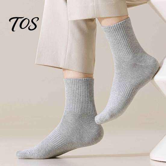 Moisture Wicking Cotton Socks 5 Pair Crew for Men Women, Extra Loose Ankle Sports Socks, Non-Binding Breathable Solid Color Versatile Athletic All Day