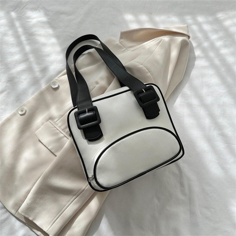 Fashionable Large Capacity Shoulder Bag 2023 Trendy Spring Underarm Tote For Women