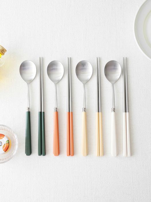 Kamomekitchen [2+2 4-person set] Kamomekitchen Korean-made Verbe cutlery set (4 spoons, 4 chopsticks, forest sunset color) Candy Pastel