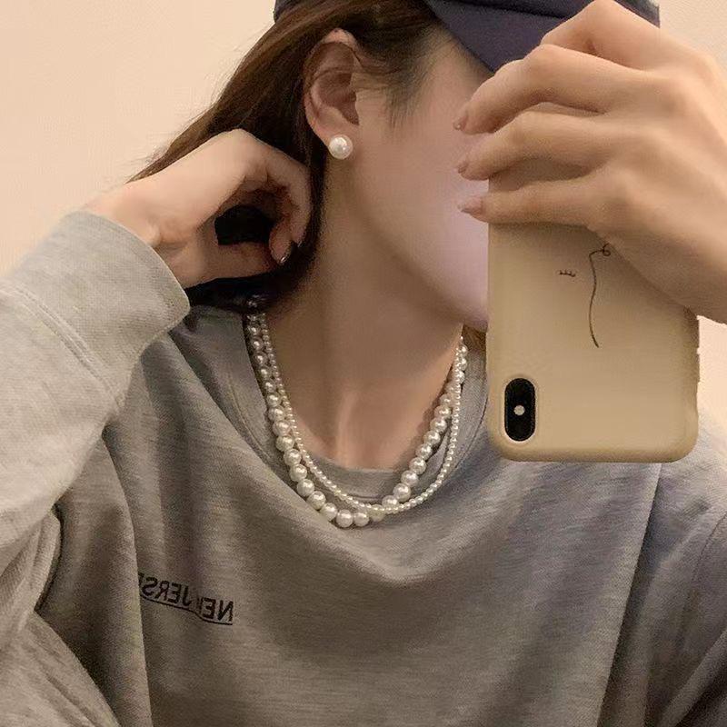 

Комплект женских ожерелий из серо-черного двухслойного жемчуга – Чокер, цепочка для ключицы, модный стиль знаменитостей