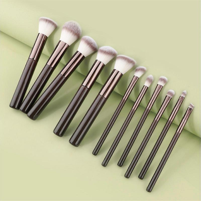 11-Piece Makeup Brush Set Portable Beauty Brushes Soft Bristles with Ergonomic Handles For Face and Eye Makeup Needs
