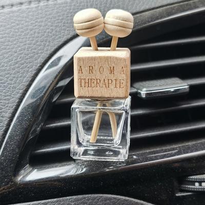 Parfüm-Glasflasche, nützlicher Holzdeckel, gut gestaltete leere Parfümflasche, zum Aufhängen im Auto, Parfüm-Anhänger, leere Flasche, Parfüm-Aufbewahrungsflasche