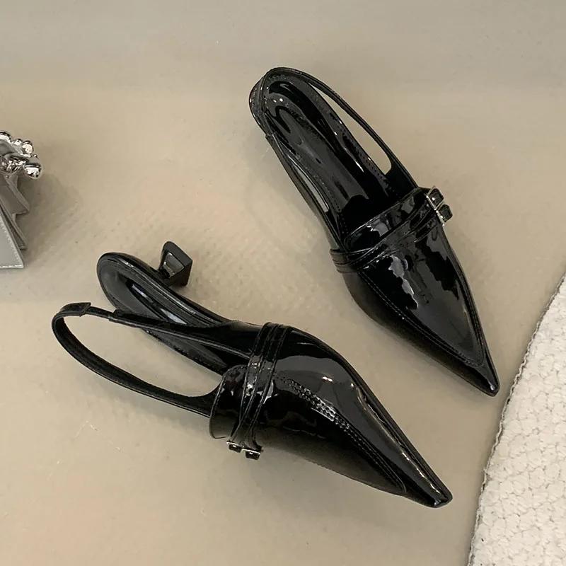 

Роскошные женские туфли-лодочки с острым носком, красной пряжкой и тонким низким каблуком, новая модная дизайнерская модель, с ремешком сзади, для вечеринок, женские сандалии на танкетке 35 чёрный