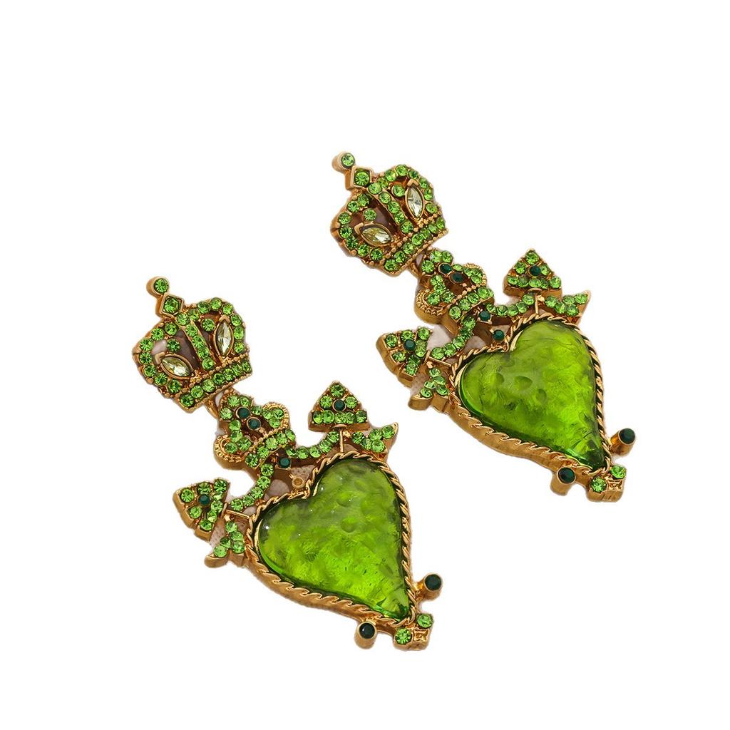 Qingdao Vintage French Light Luxury Green Love Crown Earrings Personality Long Fashion