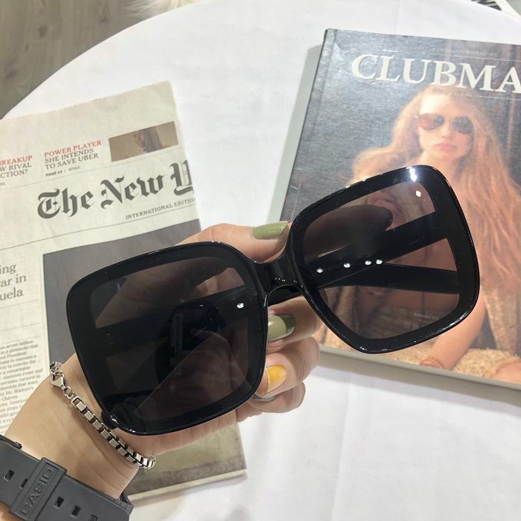 Large Square Sunglasses, Fashionable Retro Rough-Edged Sunglasses, Trendy And Thin Sunglasses.