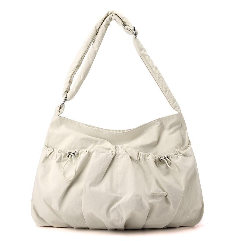 New Women's Simple and Versatile Pleated Nylon Bag Casual and Light Commuter Messenger Bag