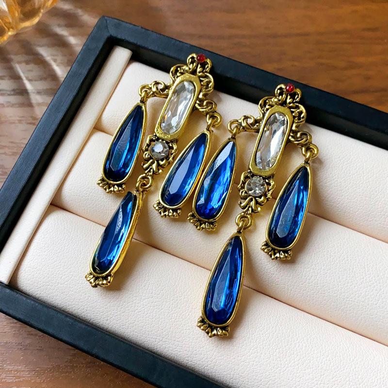 

Medieval vintage earrings, silver needle with diamonds, water drop fringed earrings, niche court style temperament, long earrings for women