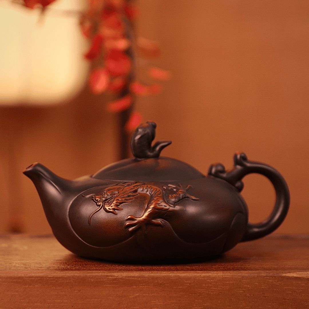 

260ml Purple Clay Dragon and Phoenix Teapot Large Capacity Handmade Tea Pot Home Use Retro High-end Tea Brewing Pot