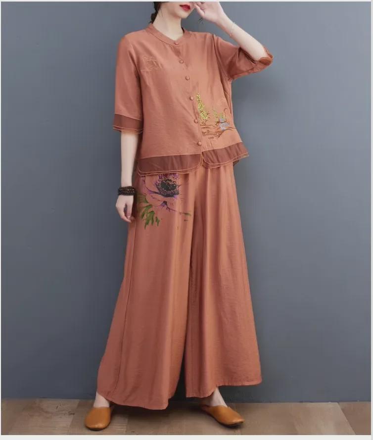 Costum de vară elegant din două piese: Top din bumbac-in brodat cu pantaloni largi pentru femei de vârstă mijlocie