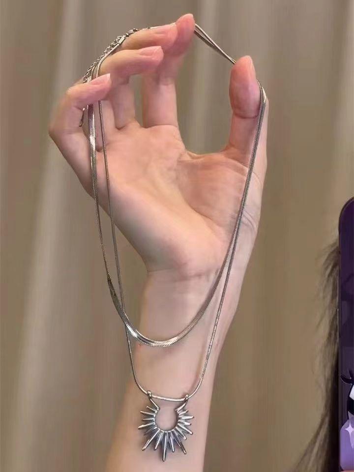 2025 Punk Necklace: Irregular Y2K Subculture Clavicle Chain for Men & Women