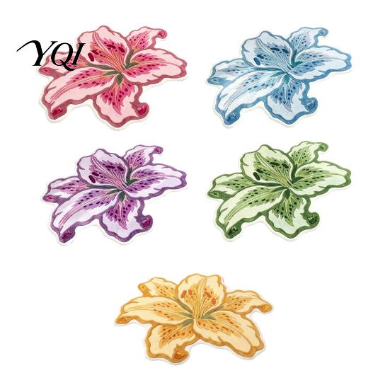 Quick Drying Door Mat Lily Shape Floor Mat, Absorbent Velvet Rug for Bathroom And Entrance, Non-slip Decorative Entrance Flower Bedroom Dressing