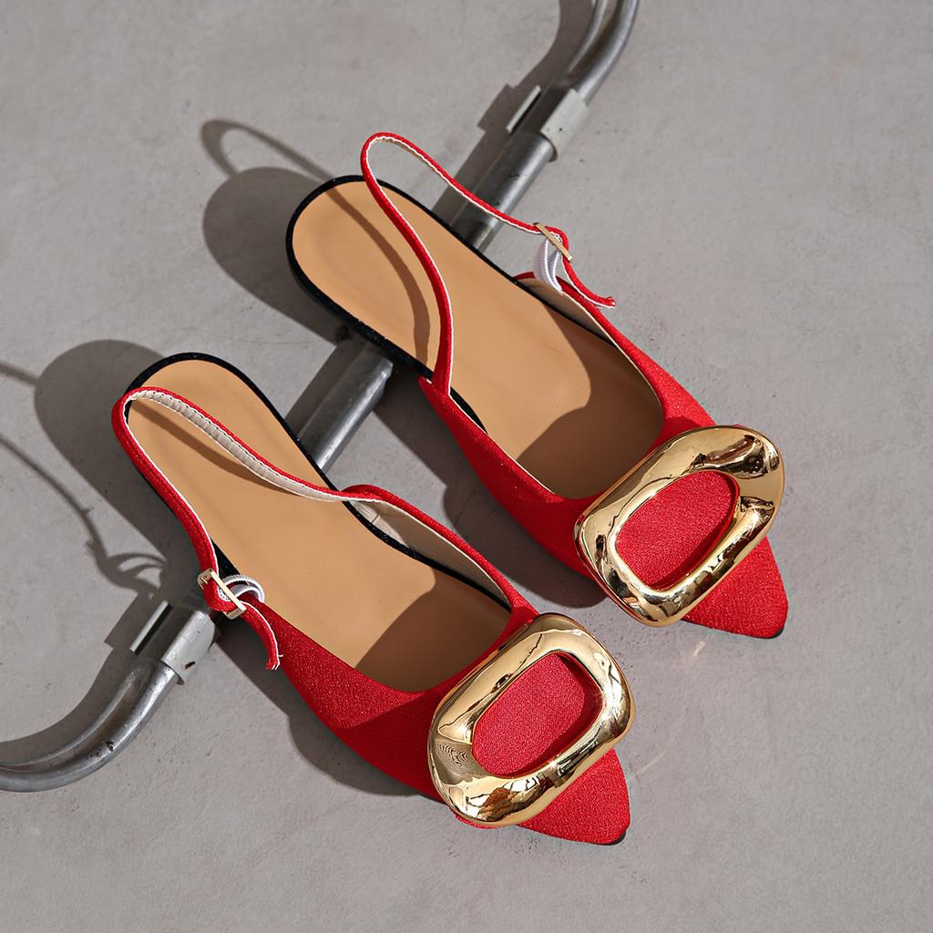 Women Open Toe Summer Flat Sandals With Buckle And Rubber Sole For Casual Wear