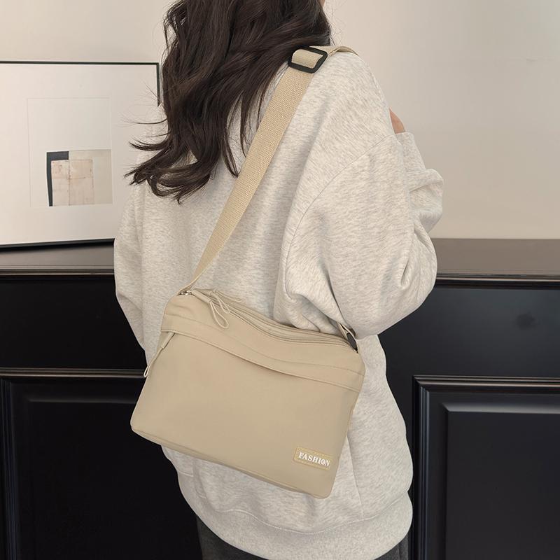 Sac bandoulière en nylon grande capacité pour femmes 3 poches principales compartimenté sac à main d'épaule pour mères shopping