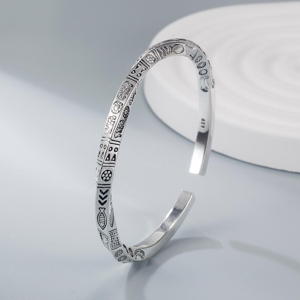Браслет-тотем в этническом стиле, лента Мёбиуса: Ретро Открытый Браслет Ручной Работы для Женщин.
