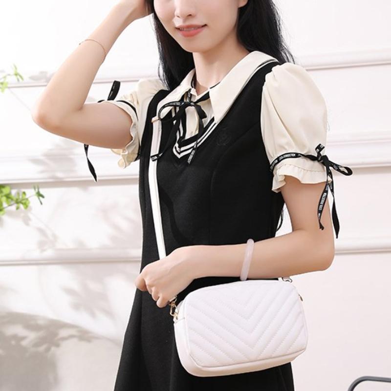 Fashionable And Minimalist Women'S Small Square Bag Pc Material Crossbody Bag Retro Corrugated Shoulder Bag