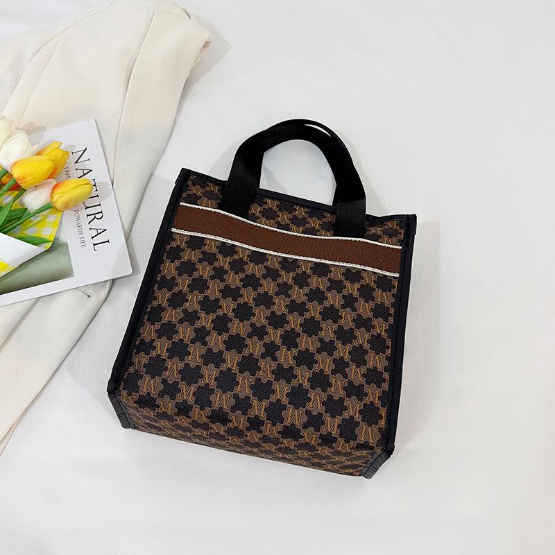 

Модная сумка с принтом 2025 осень и зима новая сумка-тоут контрастного цвета женская сумка повседневная сумка сумка через плечо коричневый