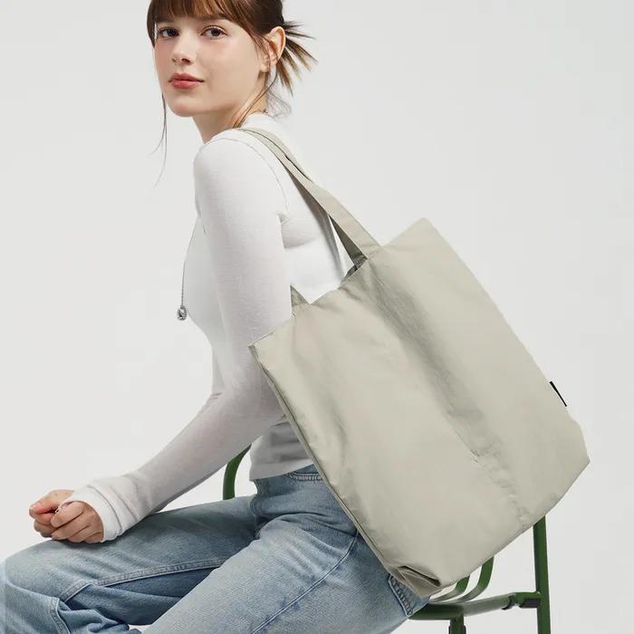 [iPad Storage/Back-to-School Look]_TRM Recycled Nylon Kangaroo Eco Bag T61G