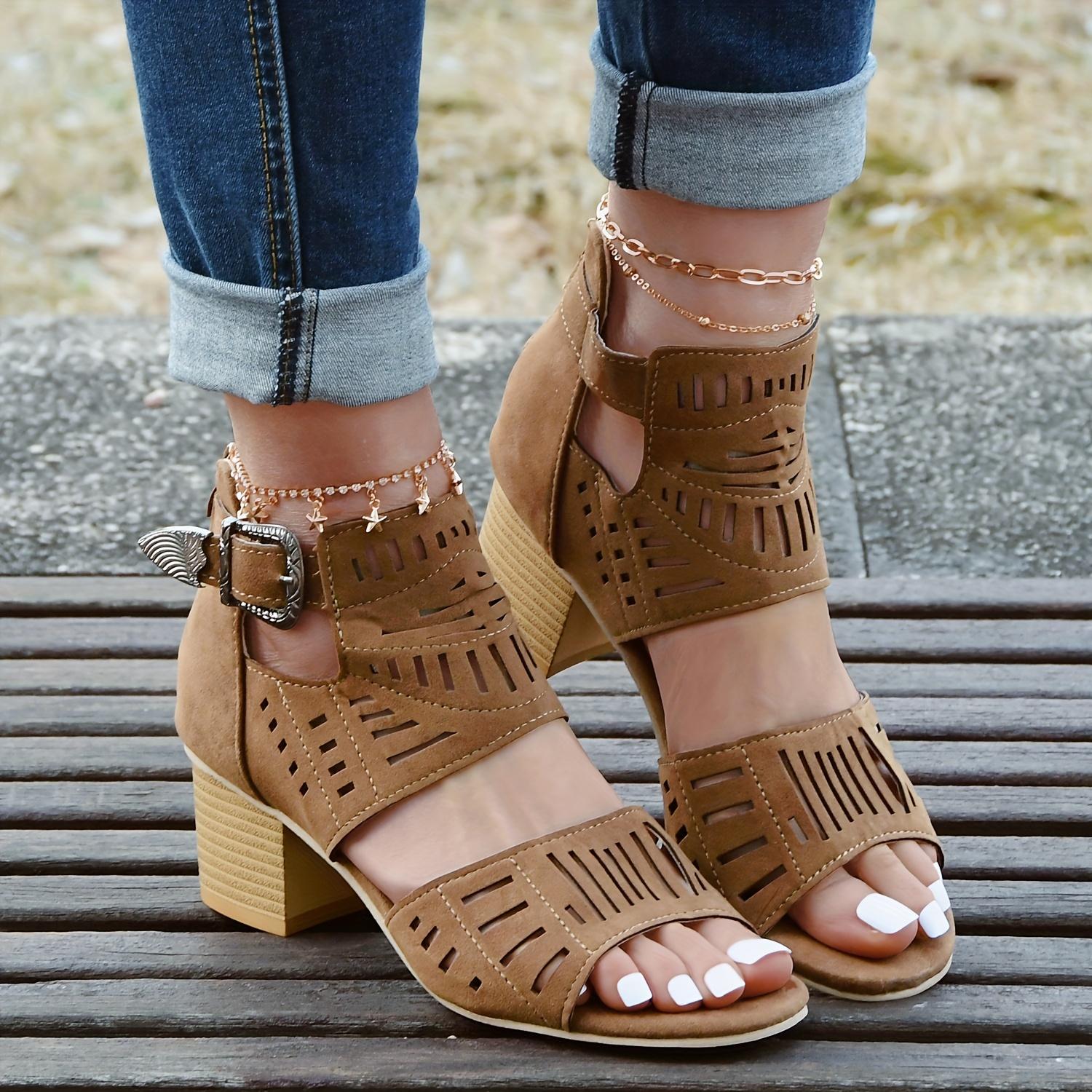 Женские туфли на высоком каблуке с ажурной отделкой — фото 7