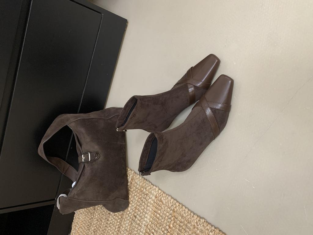 French Retro Suede Huge Good-looking Short Boots Women's Fashion Foreign Low-heeled Small Ankle Boots Square Head Elastic Thin Boots