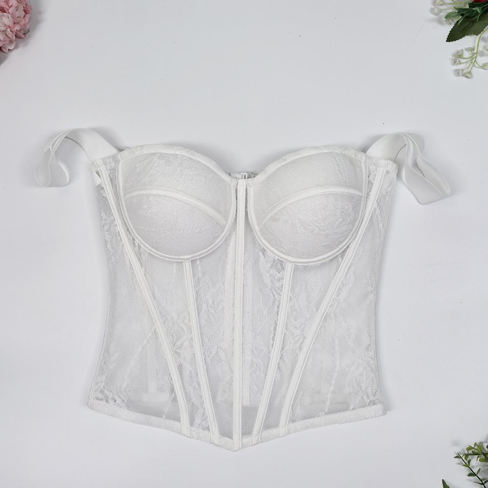 Corsés, ropa de mujer moderna y elegante